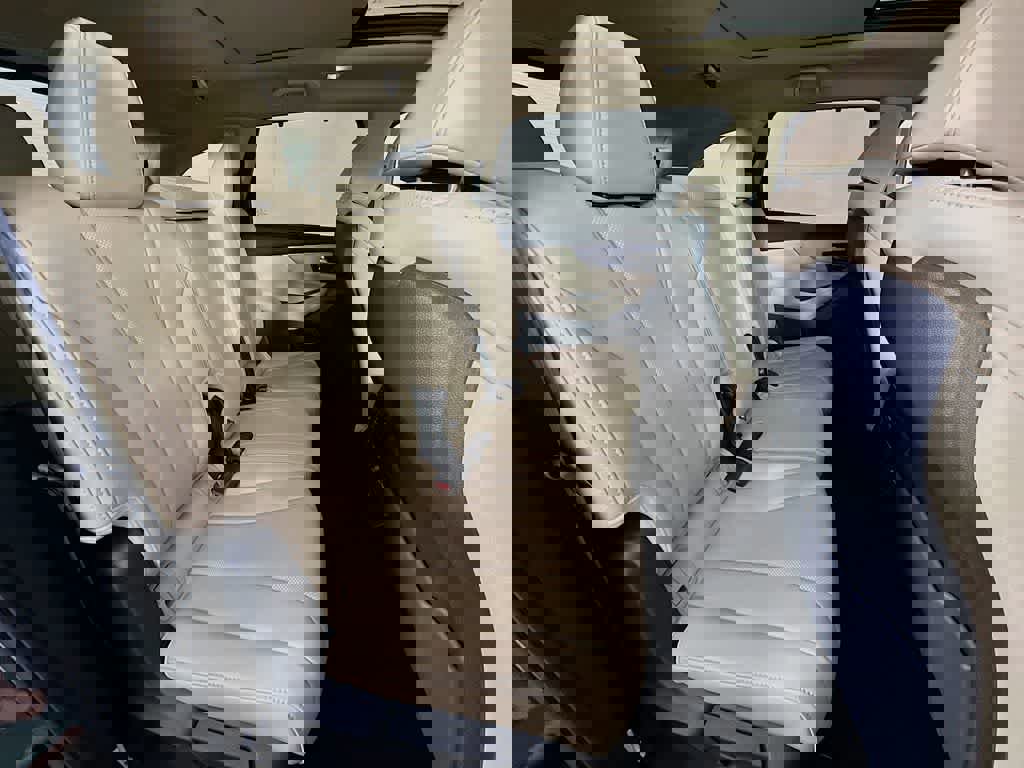 Used 2024 Acura MDX SH-AWD w/ Technology Package image 34