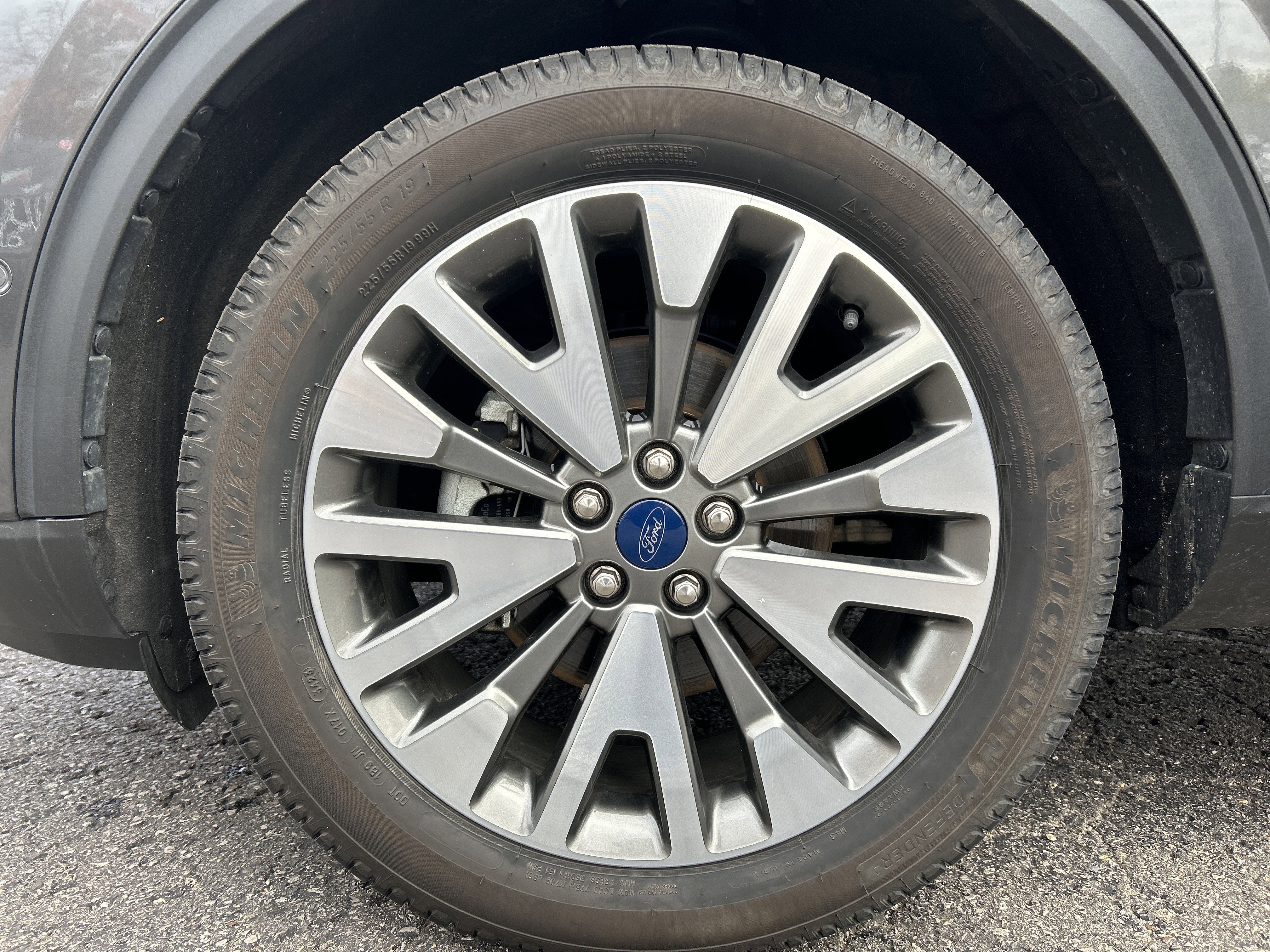 Certified 2020 Ford Escape Titanium image 30