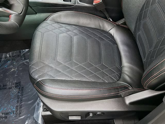Certified 2023 Ford Escape ST-Line Elite w/ Premium Technology Package AWD/4WD image 20