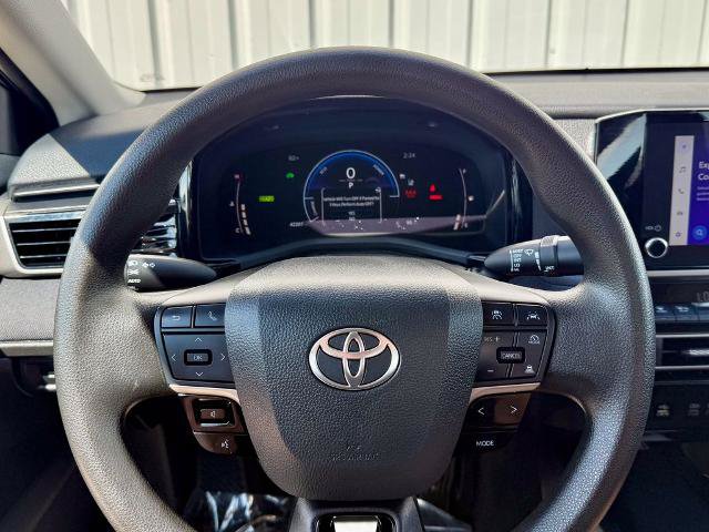 Used 2025 Toyota Camry LE FWD image 22
