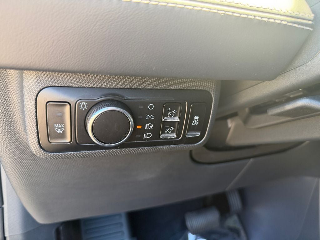 Certified 2025 Ford Mustang Mach-E Premium AWD/4WD image 19