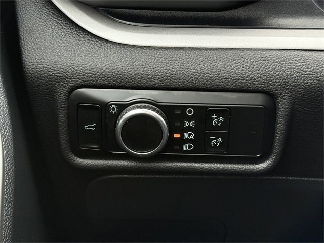 Certified 2023 Ford Explorer XLT image 22