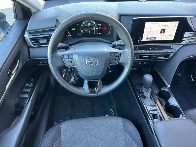 Used 2025 Toyota Camry LE FWD image 13