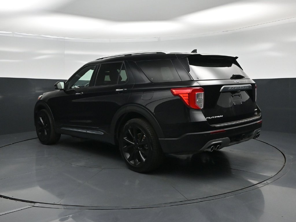 Certified 2022 Ford Explorer Platinum w/ Equipment Group 601A AWD/4WD image 7