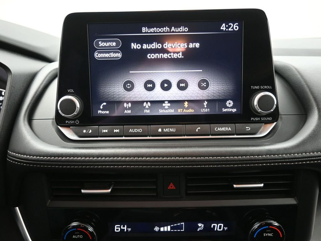 Used 2025 Nissan Rogue SV image 4