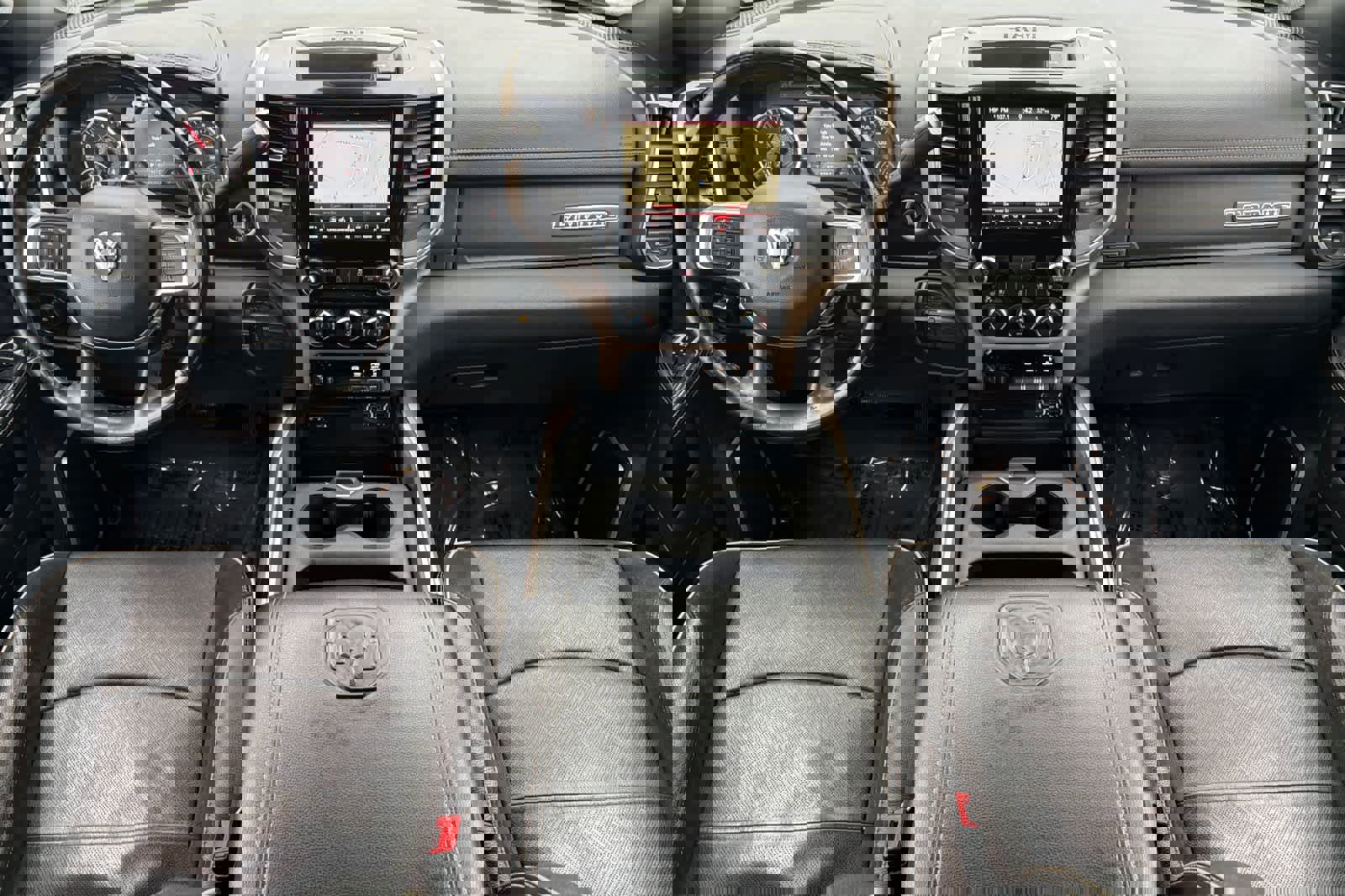 Used 2019 RAM 3500 Laramie image 9