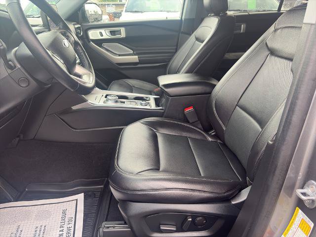 Certified 2022 Ford Explorer Limited w/ Limited Technology Package AWD/4WD image 14