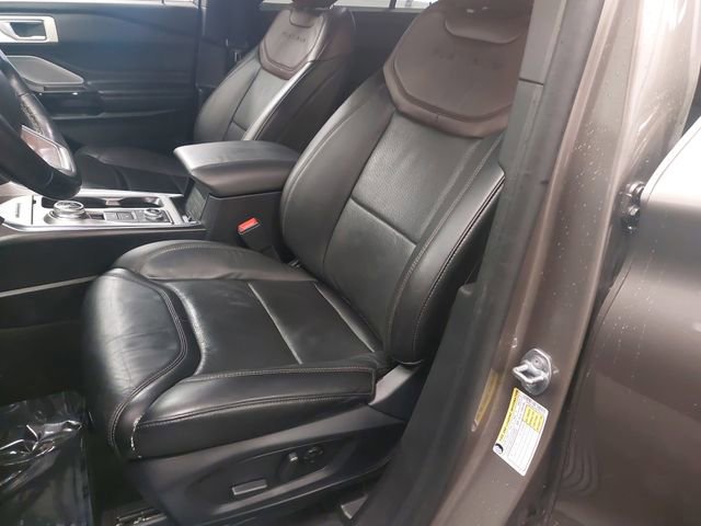 Certified 2021 Ford Explorer Platinum w/ Equipment Group 601A image 15