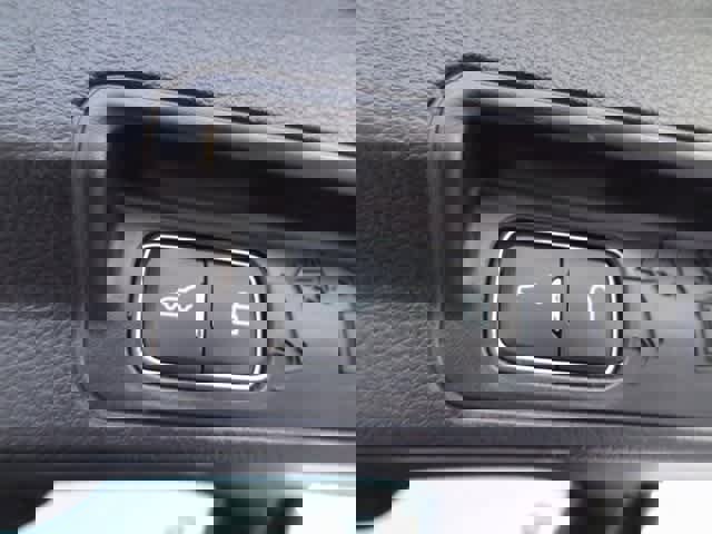 Certified 2022 Ford Explorer XLT image 10