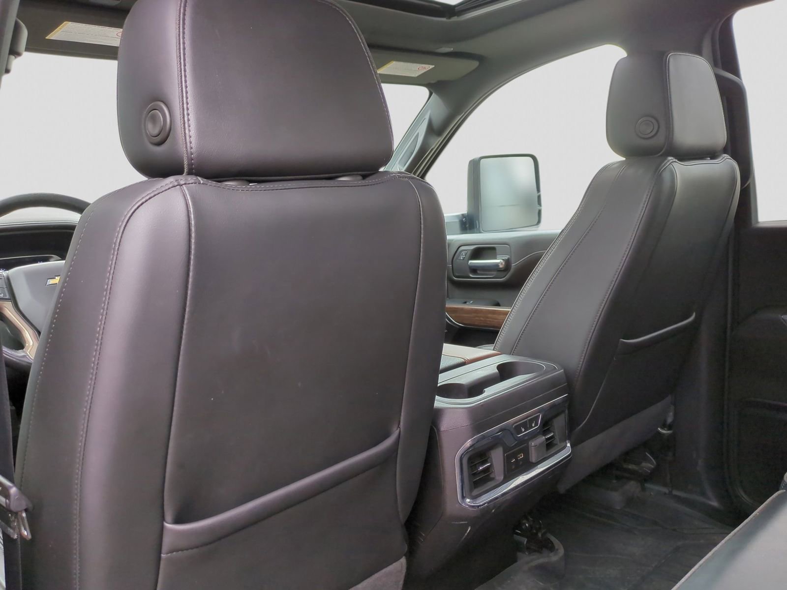 Used 2023 Chevrolet Silverado 2500 High Country w/ Z71 Off-Road Package AWD/4WD image 23