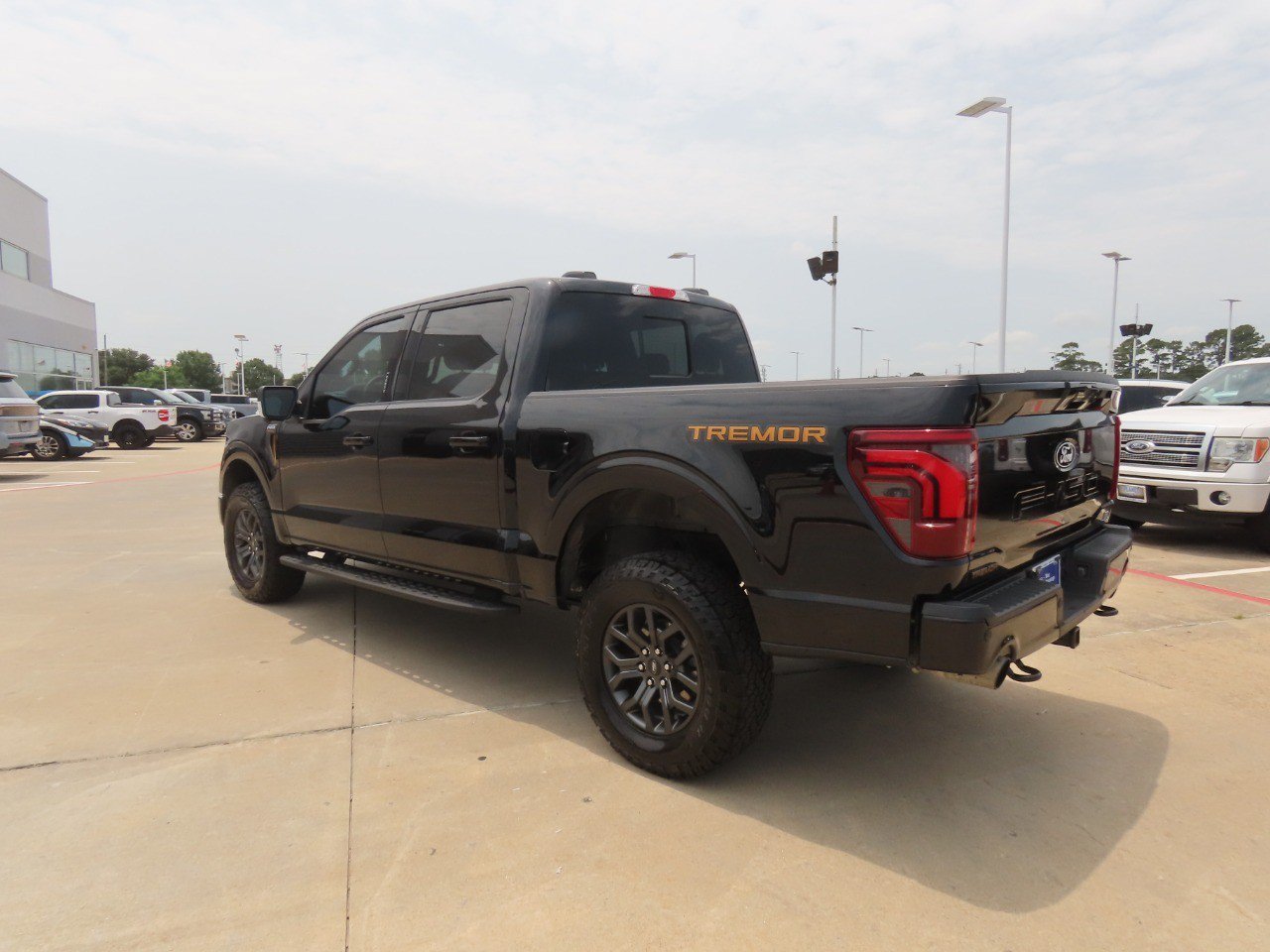 Certified 2024 Ford F150 Tremor AWD/4WD image 14