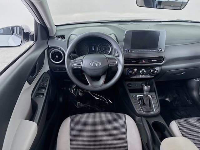 Used 2023 Hyundai Kona SE image 20