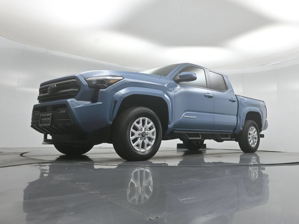 Used 2026 Toyota Tacoma SR5 AWD/4WD image 40