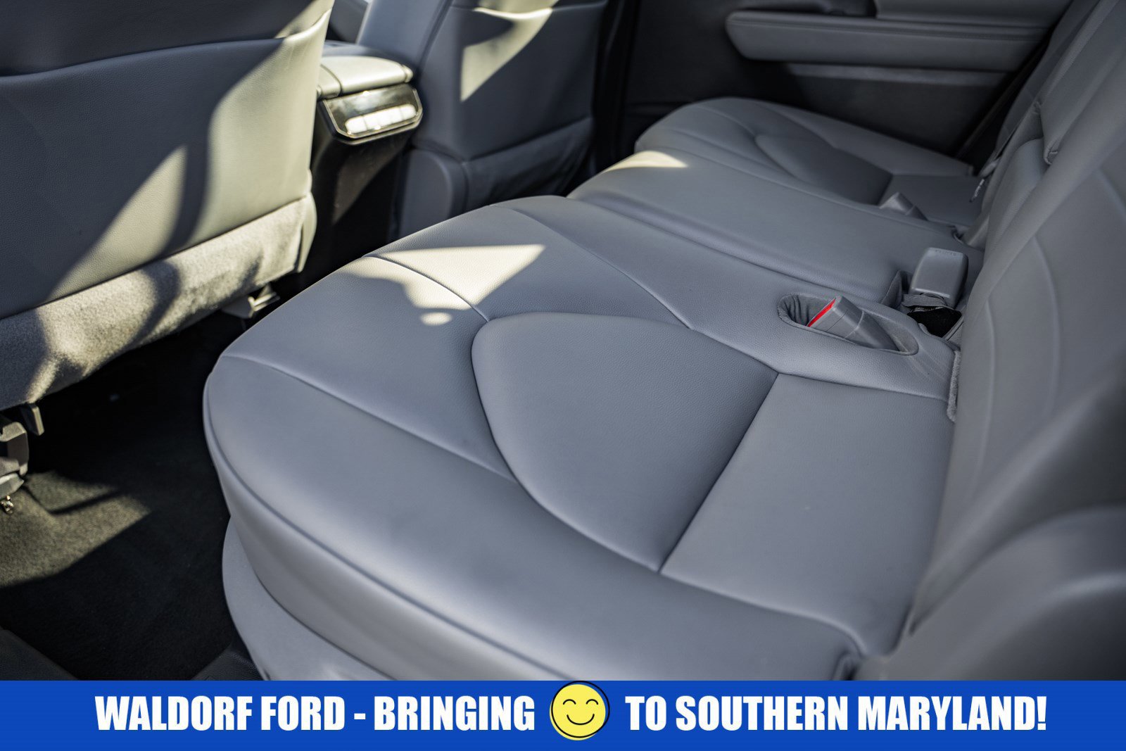 Used 2020 Toyota Highlander XLE image 36