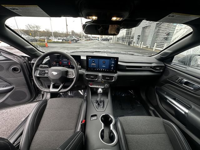 Certified 2025 Ford Mustang Convertible image 10