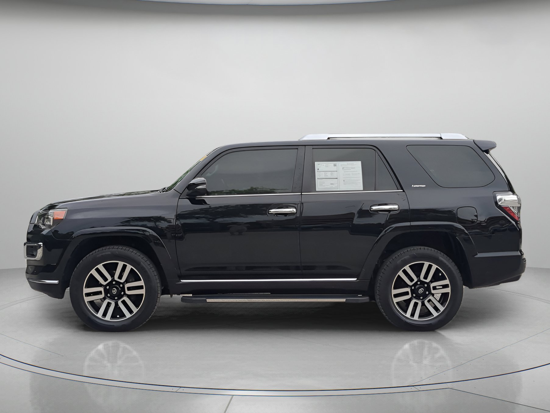 Used 2018 Toyota 4Runner Limited AWD/4WD image 43