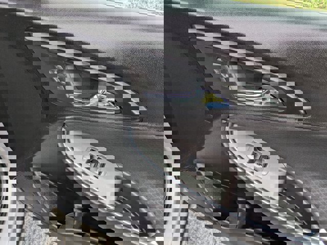 Used 2019 Chevrolet Malibu LT w/ Driver Confidence Package II image 32