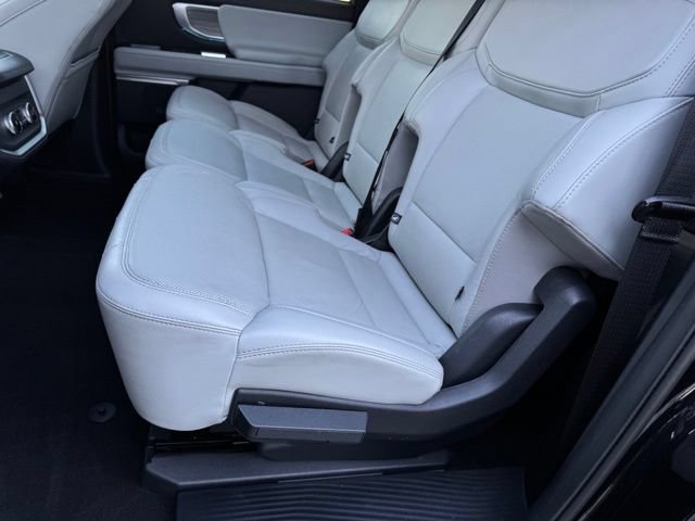 Certified 2025 Ford Expedition Max Platinum AWD/4WD image 10