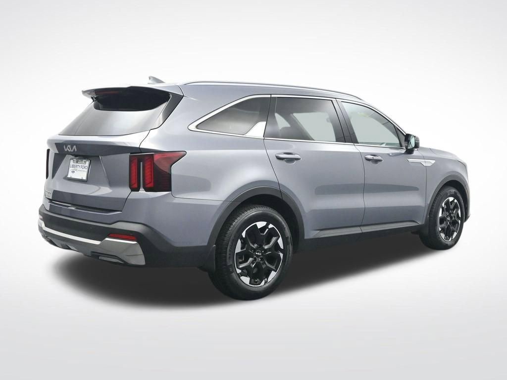 Used 2024 Kia Sorento S FWD image 6