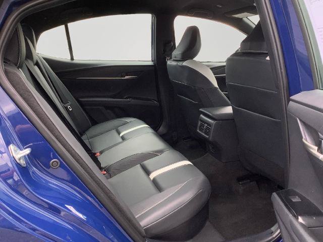 Used 2025 Toyota Camry SE FWD image 26