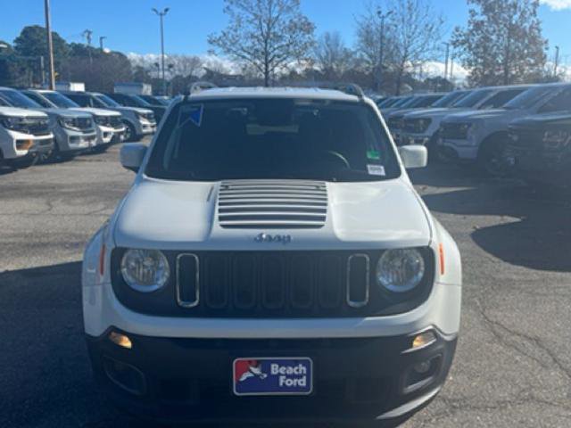Used 2018 Jeep Renegade Latitude w/ Popular Equipment Group image 2