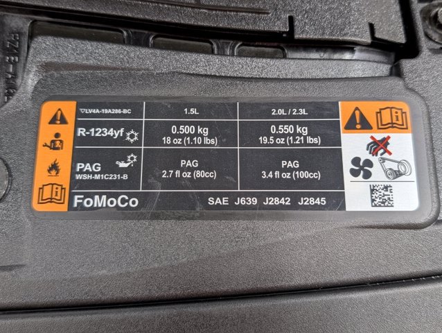 Certified 2025 Ford Escape ST-Line Select AWD/4WD image 25