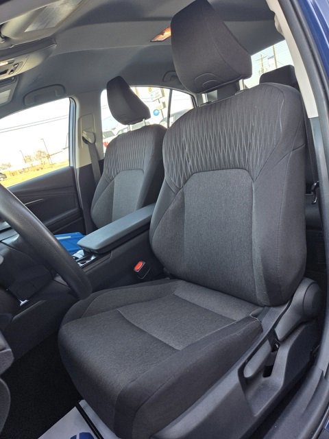 Used 2025 Toyota Camry LE image 12