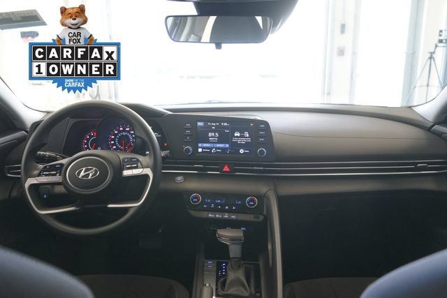 Used 2023 Hyundai Elantra SEL FWD image 27