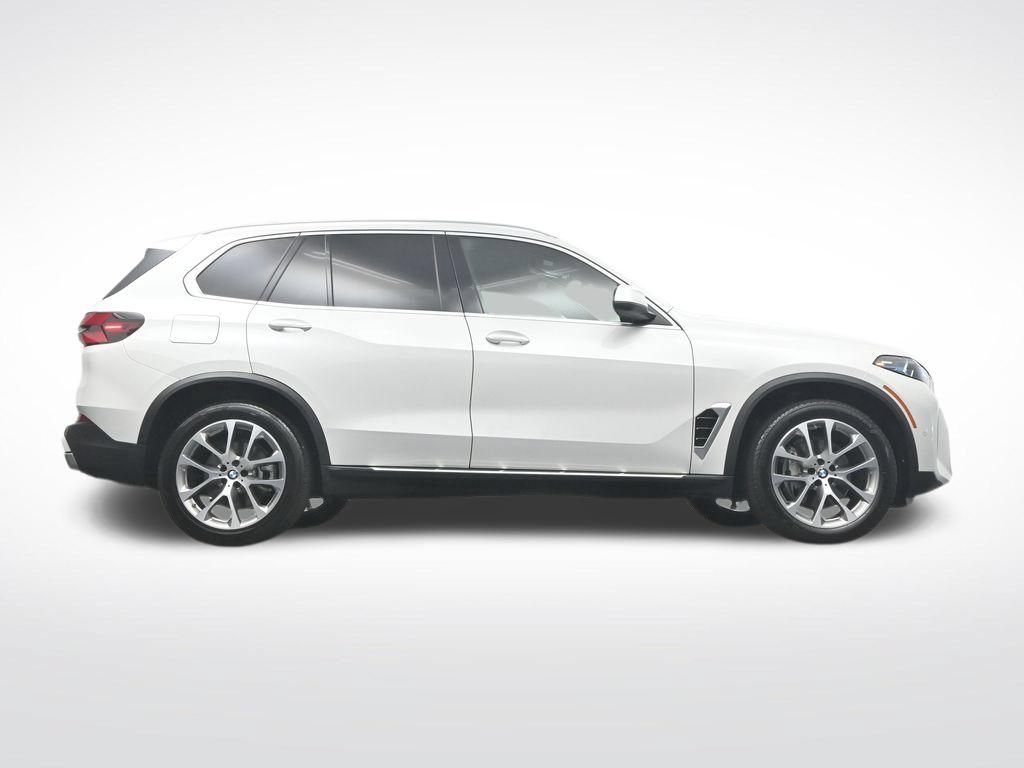 Used 2025 BMW X5 xDrive40i AWD/4WD image 35