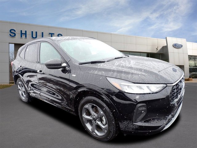 Certified 2024 Ford Escape ST-Line w/ Tech Pack #1 image 3