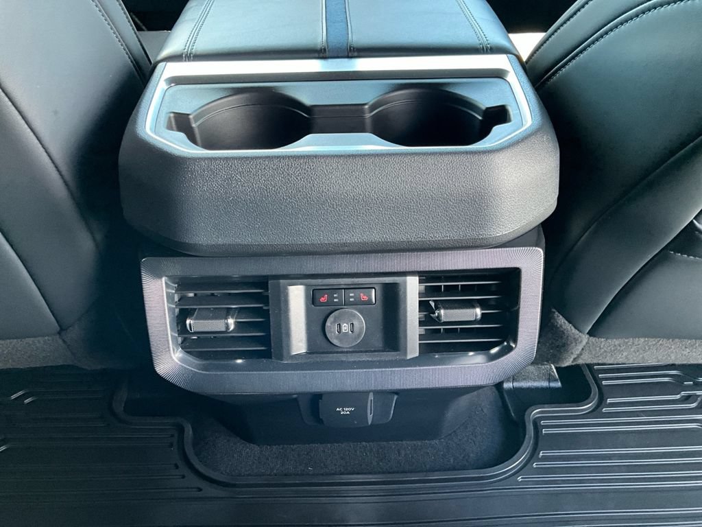 Certified 2025 Ford F350 Platinum AWD/4WD image 15