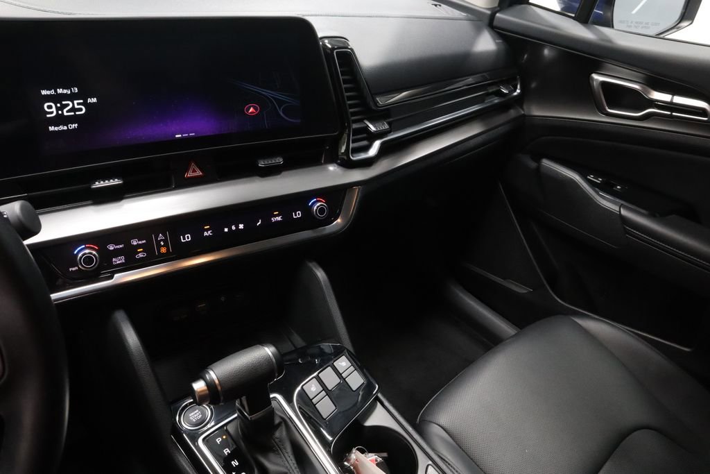 Used 2023 Kia Sportage EX FWD image 30