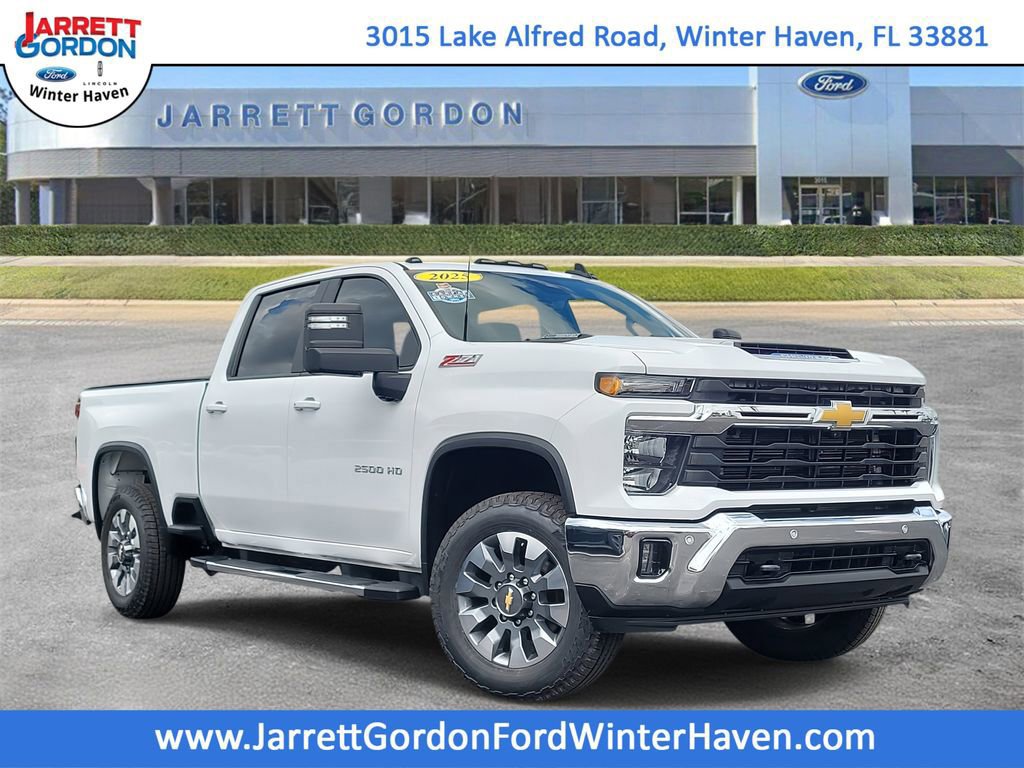 Used 2025 Chevrolet Silverado 2500 LT w/ All Star Edition image 4