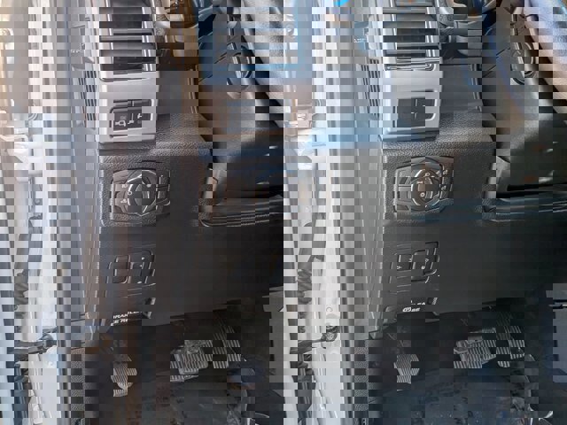 Certified 2021 Ford F250 Lariat w/ Lariat Ultimate Package image 16