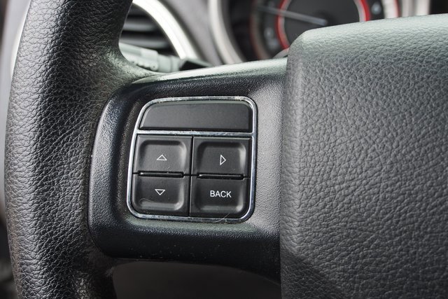 Used 2019 Dodge Journey SE image 24