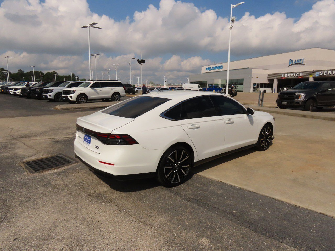 Used 2025 Honda Accord Touring image 5