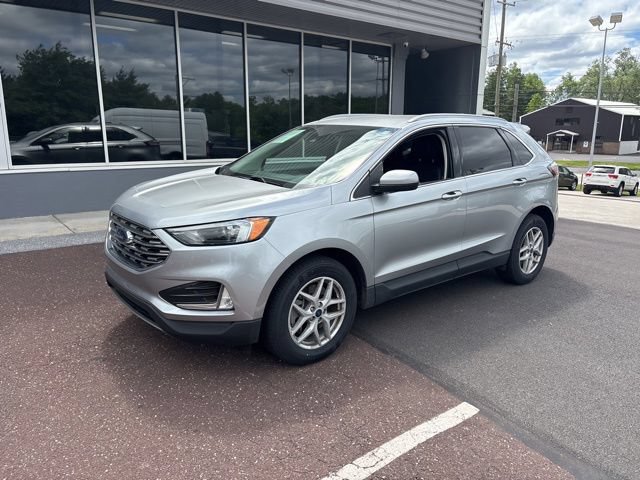 Certified 2022 Ford Edge SEL w/ Convenience Package AWD/4WD image 8