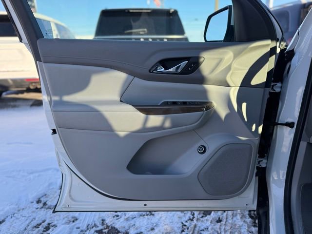 Used 2019 GMC Acadia SLE w/ LPO, Floor Liner Package image 13