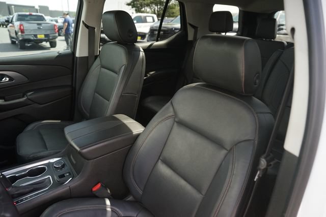 Used 2019 Chevrolet Traverse Premier w/ Driver Confidence II Package FWD image 10