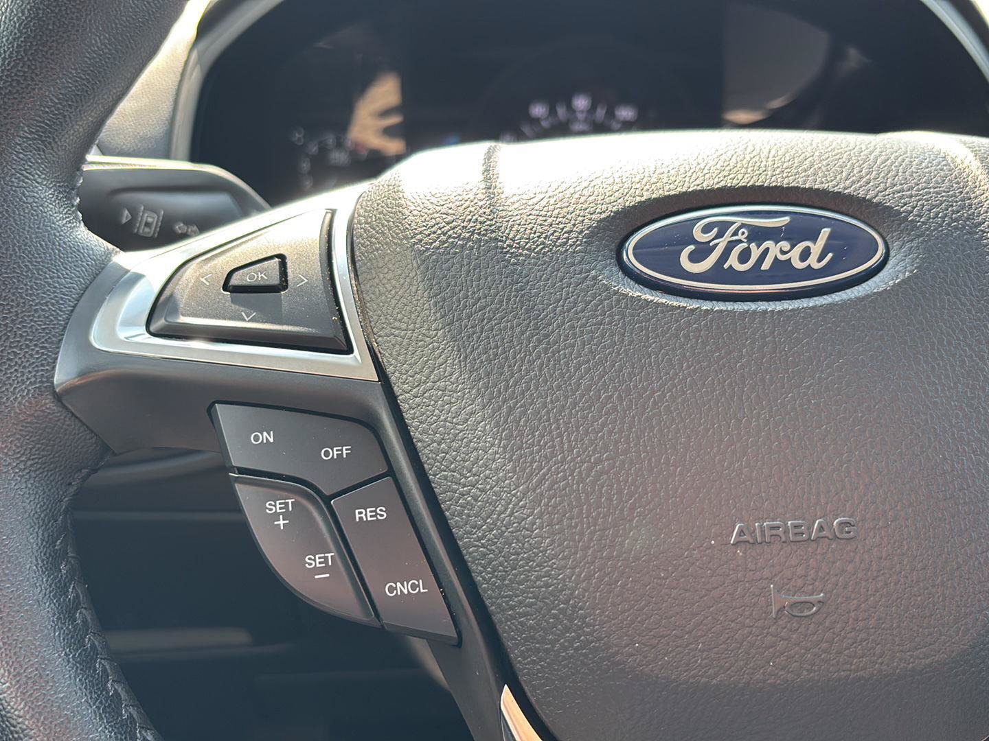 Certified 2023 Ford Edge SEL w/ Convenience Package AWD/4WD image 17