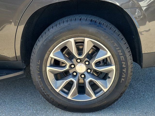 Used 2021 Chevrolet Tahoe LT w/ LT Signature Package image 9