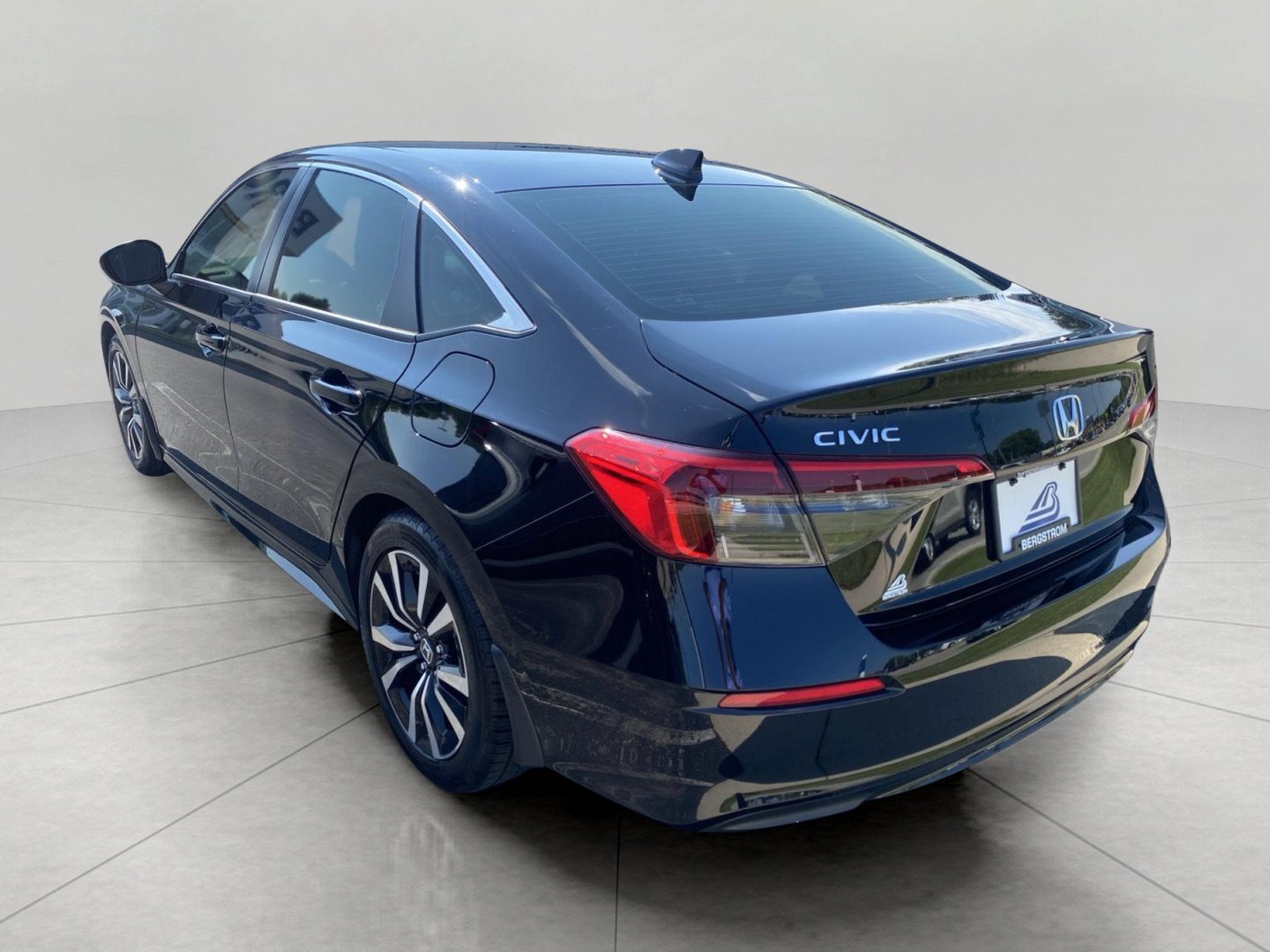 Used 2023 Honda Civic EX image 8