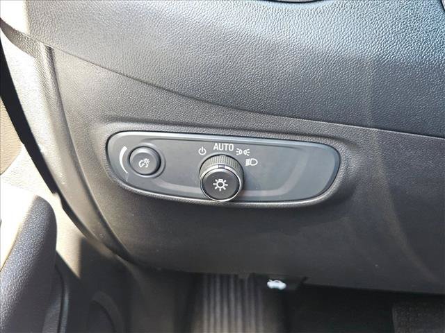 Used 2023 Chevrolet Equinox LS w/ LS Convenience Package FWD image 15