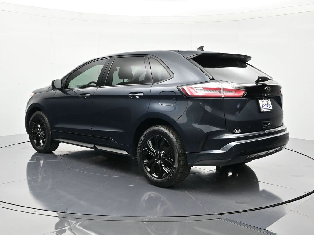 Certified 2022 Ford Edge SE w/ Black Appearance Package image 7