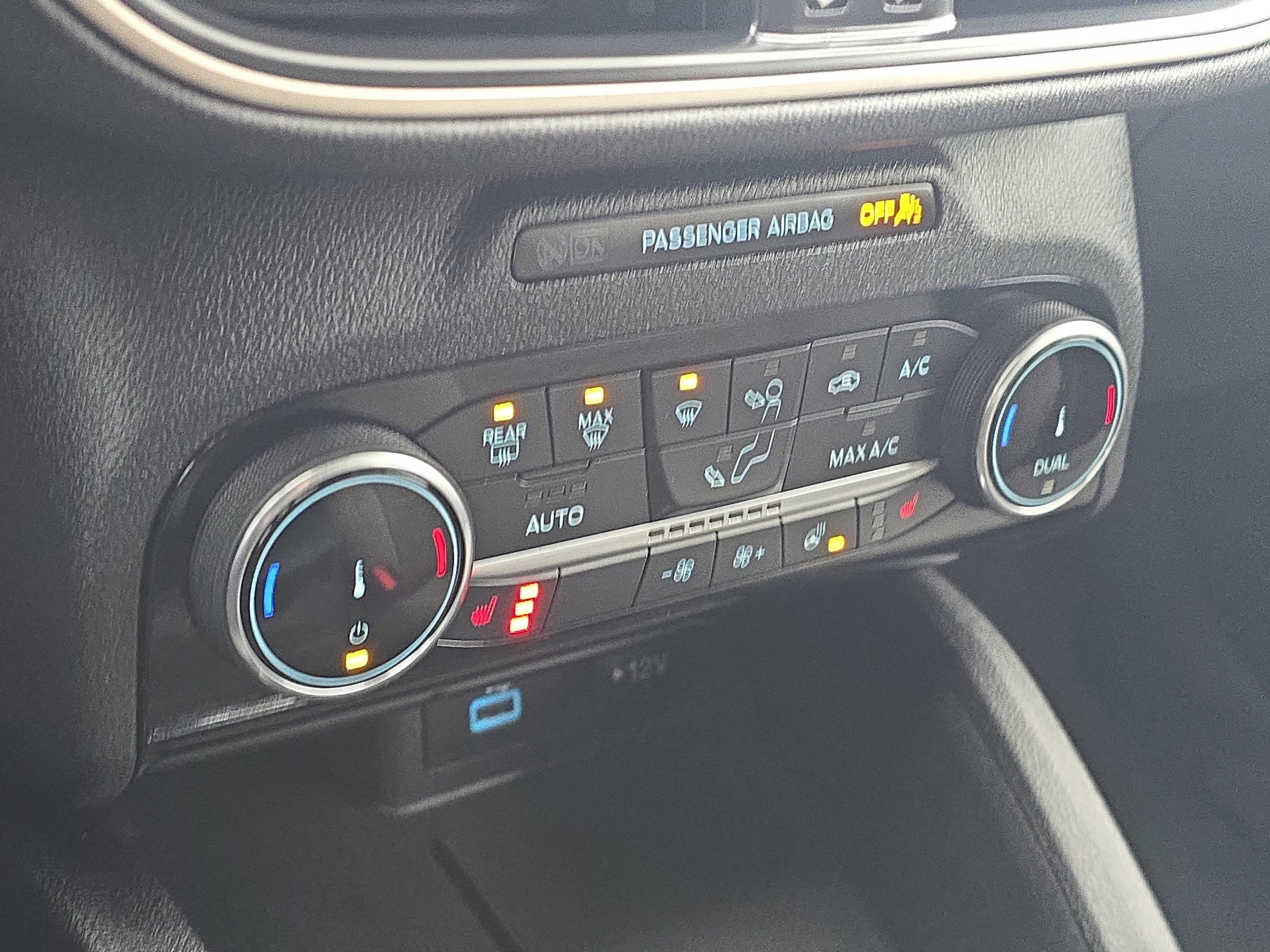 Certified 2022 Ford Escape SE w/ Convenience Package AWD/4WD image 32