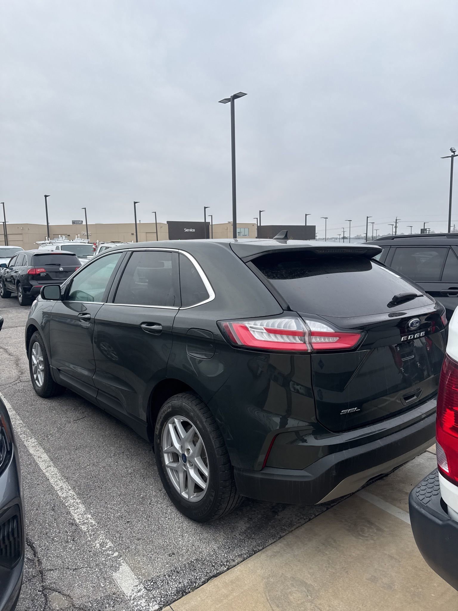 Certified 2022 Ford Edge SEL w/ Convenience Package image 3