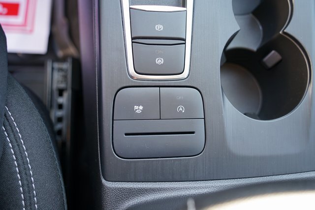 Certified 2025 Ford Escape Active image 18