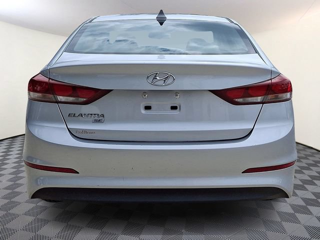 Used 2017 Hyundai Elantra SE w/ Cargo Package FWD image 5