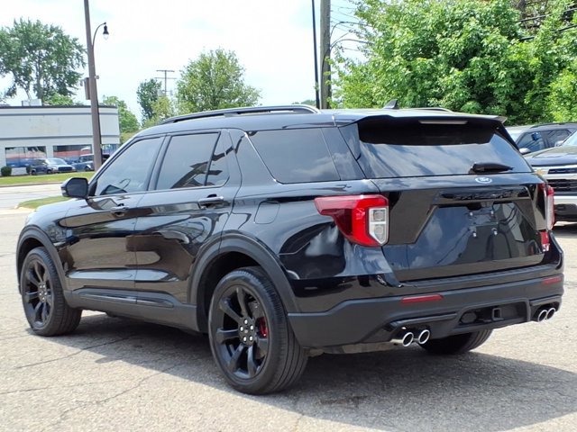 Certified 2023 Ford Explorer ST w/ Equipment Group 401A AWD/4WD image 3