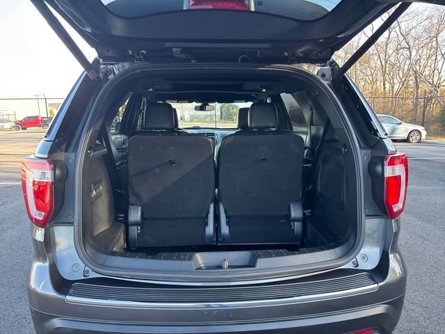 Certified 2019 Ford Explorer Limited w/ Ford Safe & Smart Package image 12